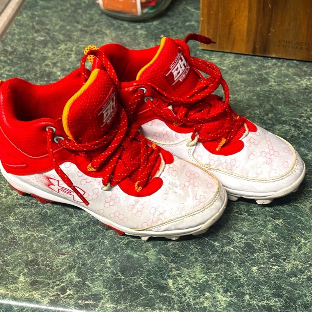 Kids Under Armour Cleats
